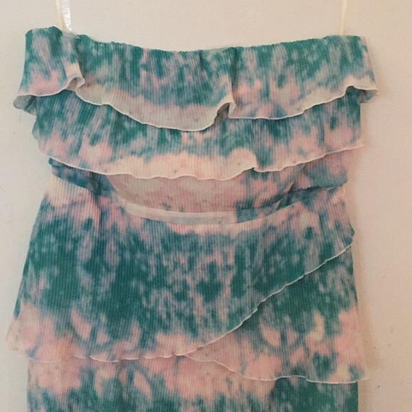 SOLD! 🔥 SALE! Pins and Needles Drifter Dress - Picture 5 of 7